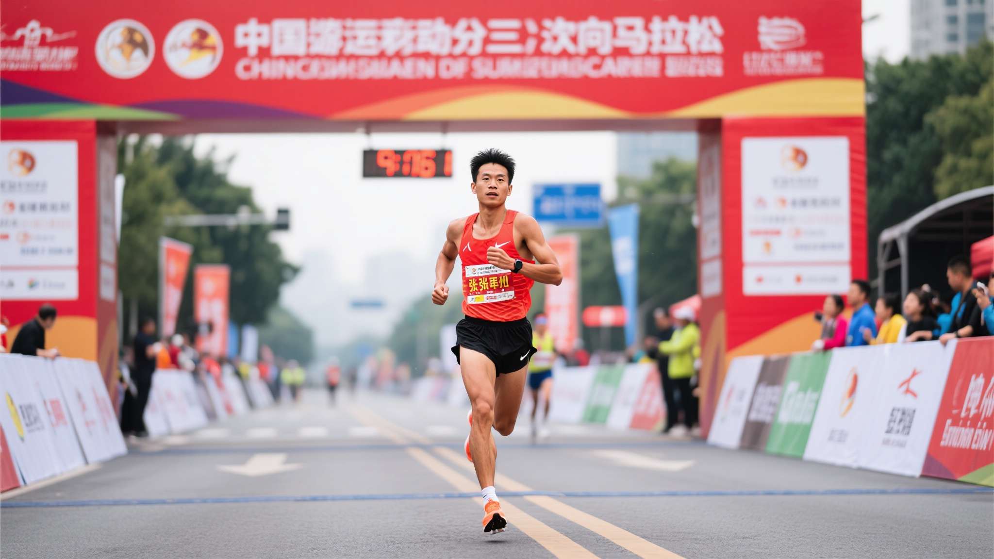 张水华年后官宣参加三个马拉松 在中国竞技体育资源分配普遍向头部赛事与明星选手倾斜的大环境下,一些表现优异却因诸